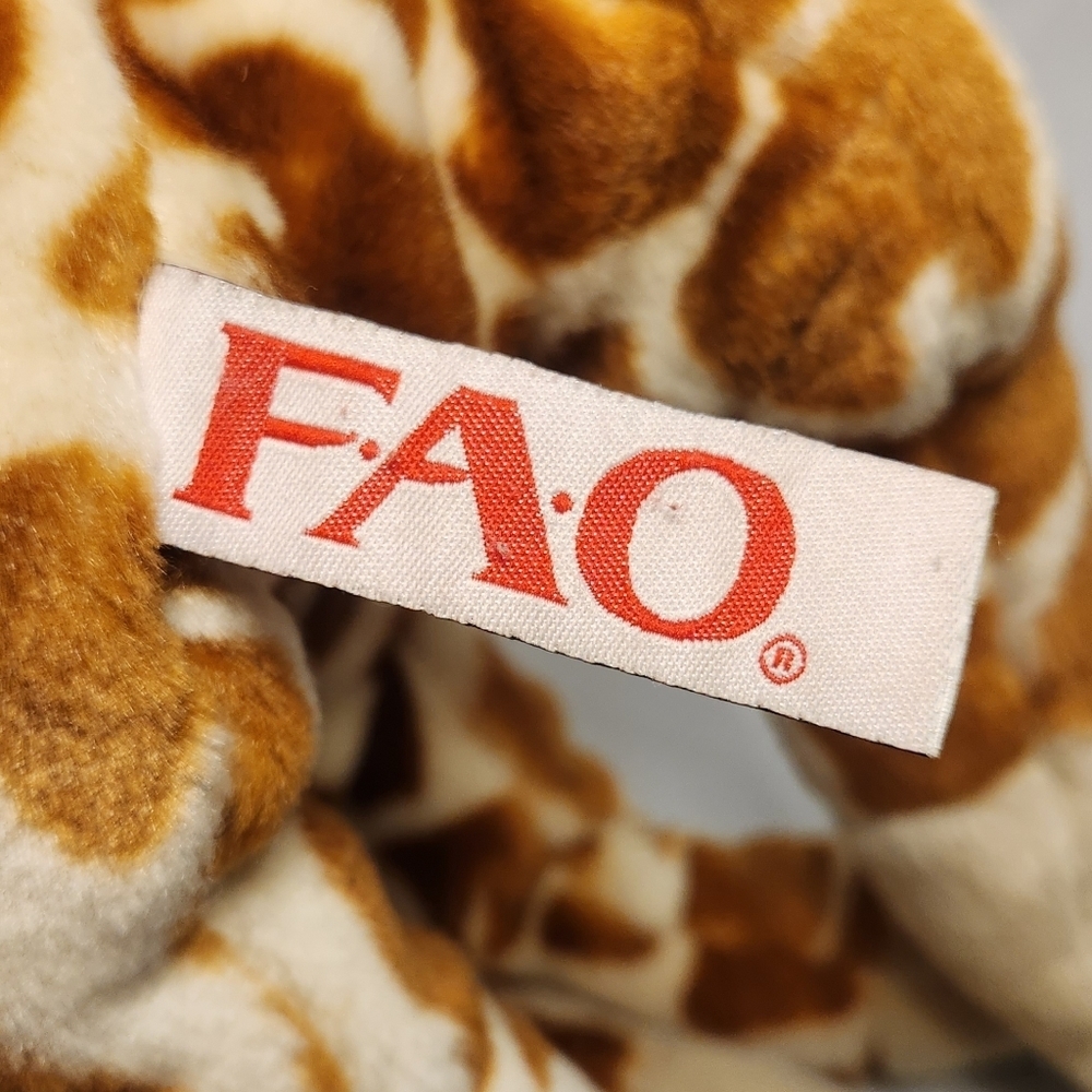 14” F.A.O 2012 Giraffe Plush Stuffed Animal - Picture 11 of 12